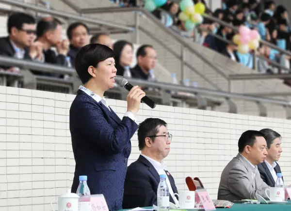 La Universidad Normal de Chongqing alberga los 57º Juegos de Atletismo de Primavera