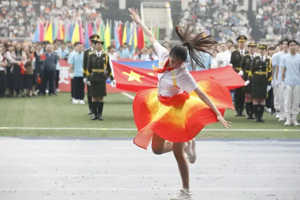 La Universidad Normal de Chongqing alberga los 57º Juegos de Atletismo de Primavera